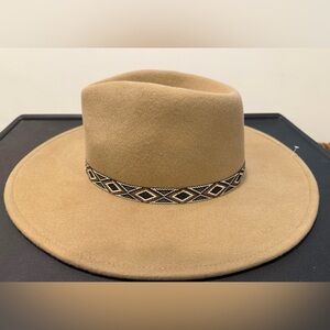 Natural Reflections Wool Felt Tan Wide Brim Hat w/ Patterned Aztec Band Safari